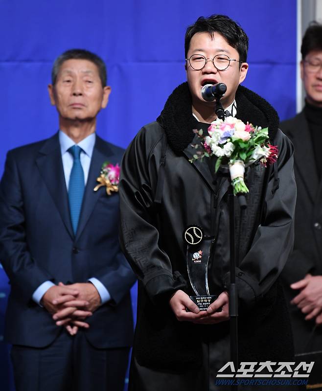 2023 일구상 시상식이 8일 서울 강남구 리베라호텔에서 열렸다. 일구대상을 수상한 최강야구 장시원 PD가 수상소감을 말하고 있다. 강남=박재만 기자 pjm@sportschosun.com/2023.12.08/