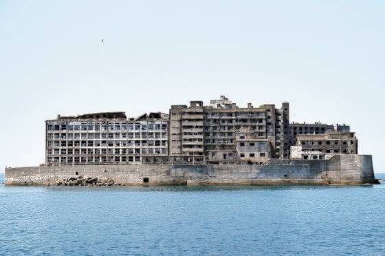 일본이 2015년 유네스코 세계문화유산에 올린 ‘군함도’(공식 명칭 하시마 탄광) 전경. 일본은 조선인 강제노역을 표기하겠다는 약속을 지키지 않았다. [연합뉴스, 중앙포토, 사진 강인욱, 중도종합보고서, 위키피디아]