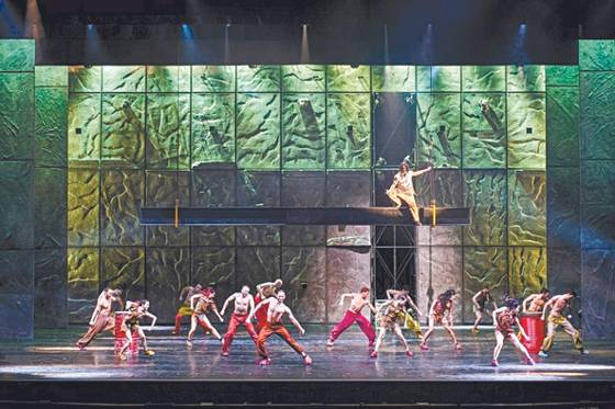 The Korean production of "Notre Dame de Paris" will begin its run on Jan. 24 at the Sejong Center for the Performing Arts in central Seoul. [JOONGANG ILBO]