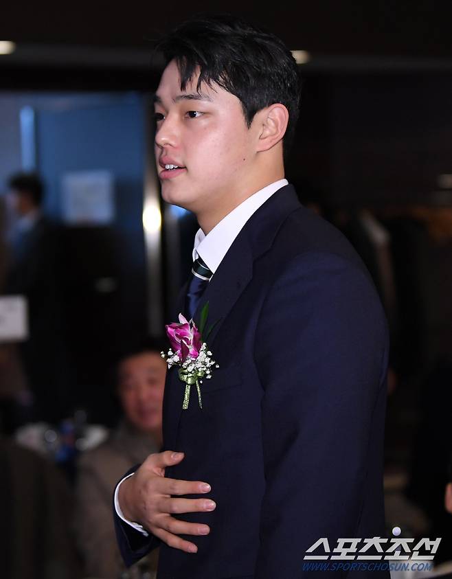 일구상 참석한 대전 왕자 문동주.