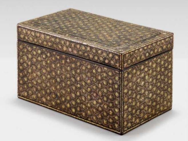 나전국화넝쿨무늬상자. 국립고궁박물관 제공