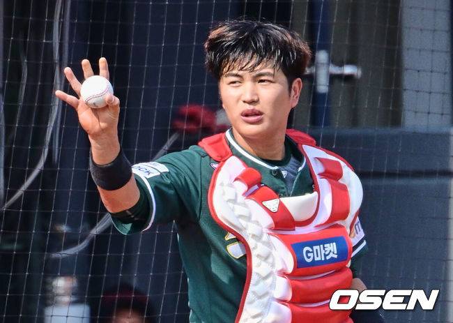 [OSEN=부산, 이석우 기자]  SSG 랜더스 김민식 022 2023.05.21 / foto0307@osen.co.kr