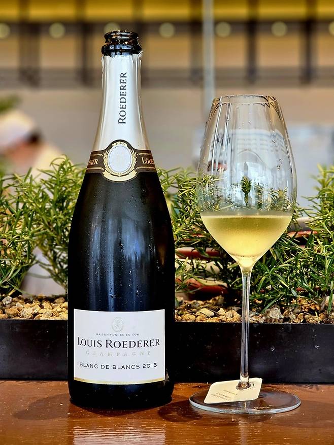 루이 로드레 블랑 드 블랑 2015 빈티지.&nbsp;최현태 기자