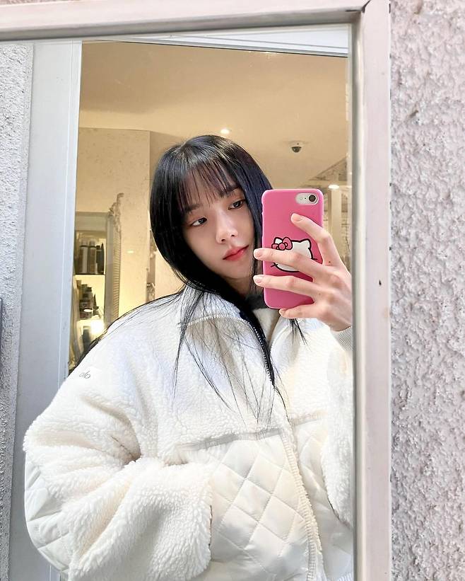 사진=지수 인스타그램