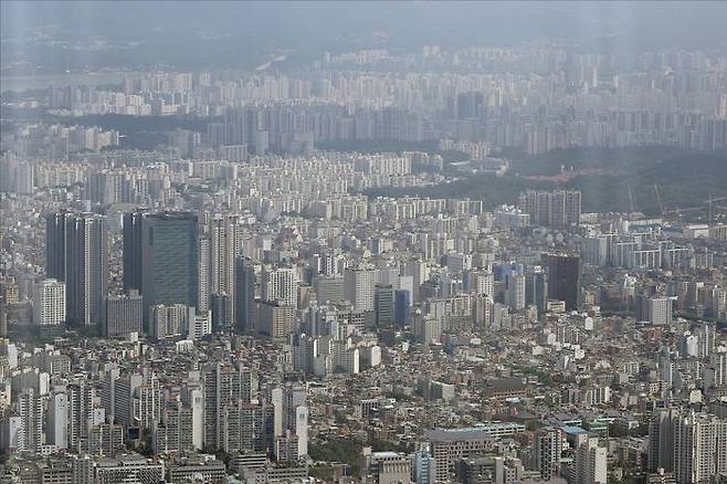 공동주택 층간소음이 사회적 문제로 대두되면서 정부가 관련 대책 마련에 한창이다.ⓒ데일리안 홍금표 기자