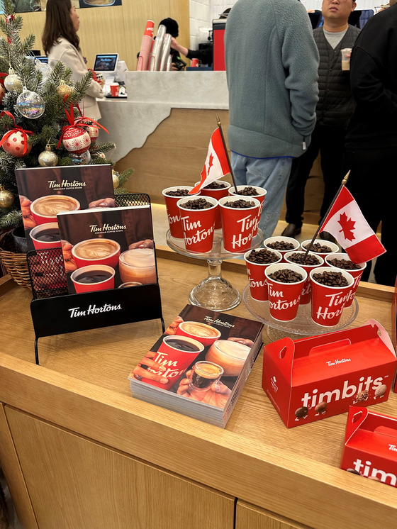 Inside the first Tim Hortons' store in Korea gives Canadian ambiances [SEO JI-EUN]