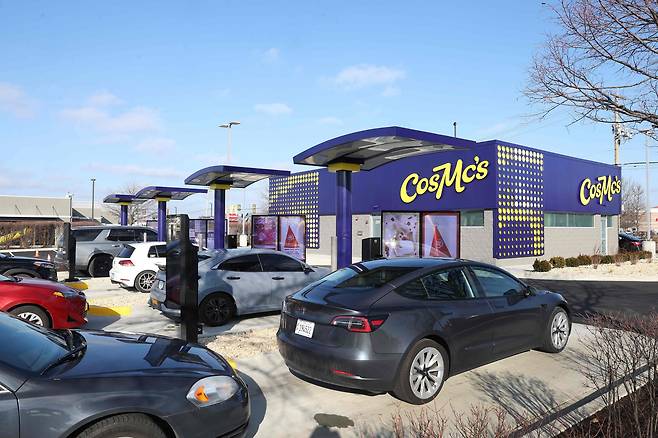 미국 교외 도시 볼링브룩에 위치한 코스맥스 1호점. /AFP