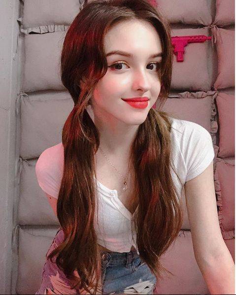 출처: 카리모바 엘리나 일다로브나 인스타그램