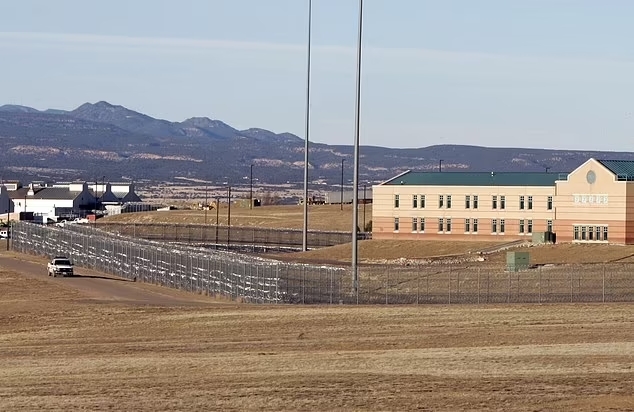 ‘로키 산맥의 알카트라즈’로 불리는 콜로라도주(州)의 ADX 플로렌스 교도소의 모습.