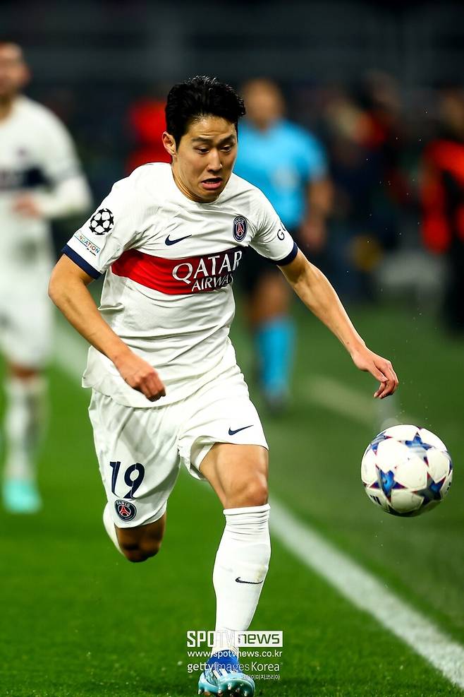 ▲ 파리 생제르맹은 14일(한국시간) 독일 도르트문트 지그날 이두나 파크에서 열린 '2023-24시즌 유럽축구연맹(UEFA) 챔피언스리그(UCL) 조별리그' F조 6라운드 최종전에서 보루시아 도르트문트와 1-1로 비겼다