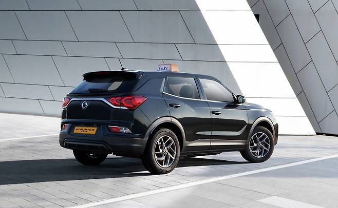 KG모빌리티 코란도 EV 택시