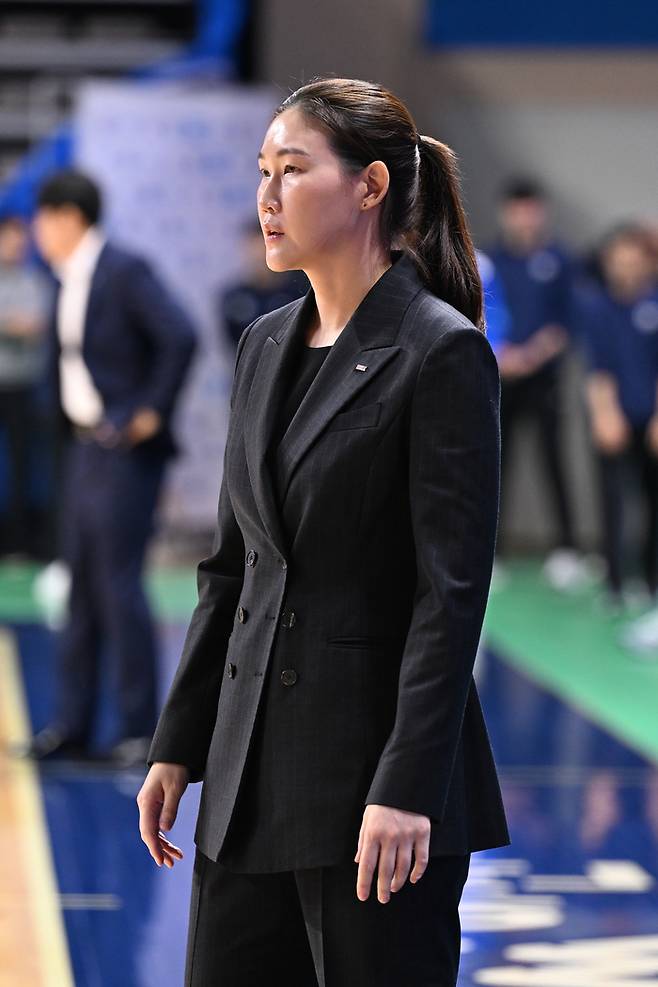 BNK 박정은 감독. 사진 | WKBL