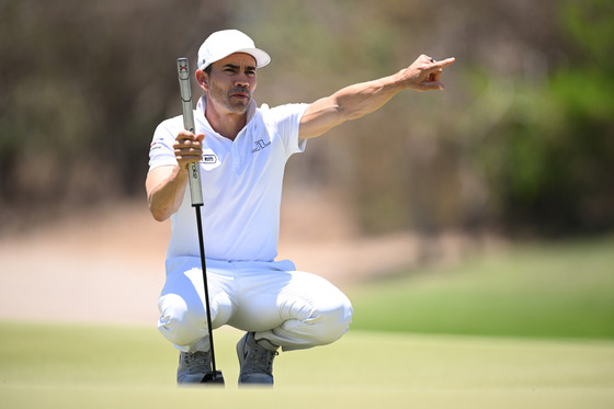 Camilo Villegas of Colombia lines up a putt on the second hole during the first round of the Mexico Open at Vidanta on April 27, 2023 in Puerto Vallarta, Jalisco. [GETTY IMAGES]