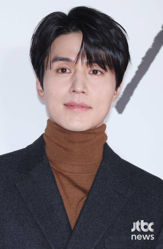 21일 오후 서울 잠실 롯데백화점에서 영화 '싱글 인 서울' VIP 시사회가 열렸다. 박범수 감독과 이동욱, 임수정, 장현성, 김지영, 이미도가 참석했다. 김현우 엔터뉴스팀 기자 kim.hyunwoo3@jtbc.co.kr (콘텐트비즈니스본부)