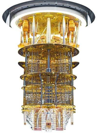 IBM은 수퍼컴에 필적할 1000큐비트 수준 양자컴을 개발했다. 사진은 이전 세대 양자컴. /IBM