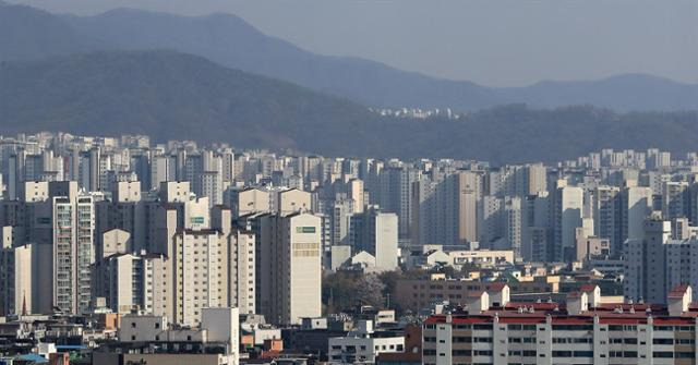 서울의 한 아파트단지 전경. 뉴스1