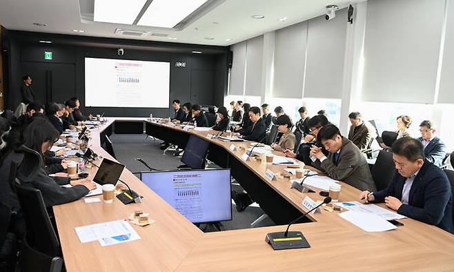 21일 한국공항공사 회의실에서 열린 기자간담회 모습