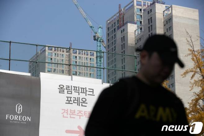 서울 강동구 올림픽파크 포레온(둔촌주공) 공사 현장. /사진=뉴스1