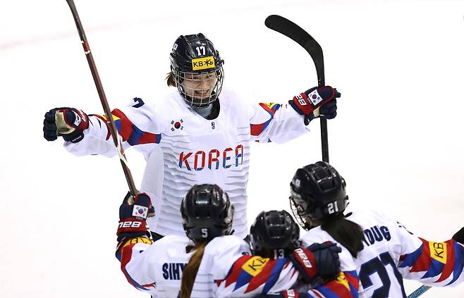 2024 강원 동계청소년올림픽대회의 롤모델 선수로 선정된 박종아. (IOC 제공)