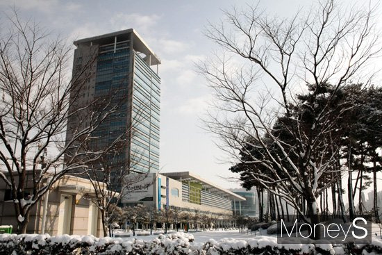 전라남도와 도 교육청이 교육부에서 공모하는 '교육발전특구' 시범지역 유치를 위해 협력 강화에 나섰다./전남도청