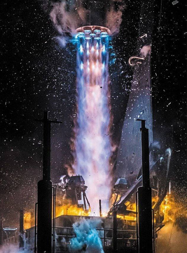 세계 최초의 3D(입체) 프린팅 로켓 ‘테란 1’의 첫 발사 장면. /네이처