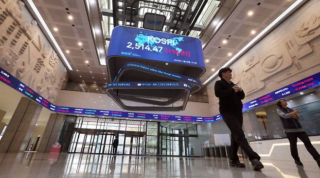 사진은 28일 서울 여의도 한국거래소 모습/2023.11.28. 김범준 한국경제신문 기자