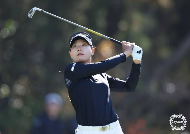 올해까지 KLPGA 투어에서 뛰었던 이소미·임진희·성유진이 내년부터 LPGA 투어에서 활약한다. 사진은 LPGA 투어 Q 시리즈 공동 2위에 오른 이소미의 KLPGA 투어 경기 모습. /사진= KLPGA