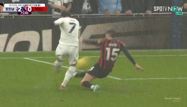후반 26분 왼발 슈팅으로 골을 터뜨린 손흥민. ⓒSPOTV NOW 중계화면 캡처