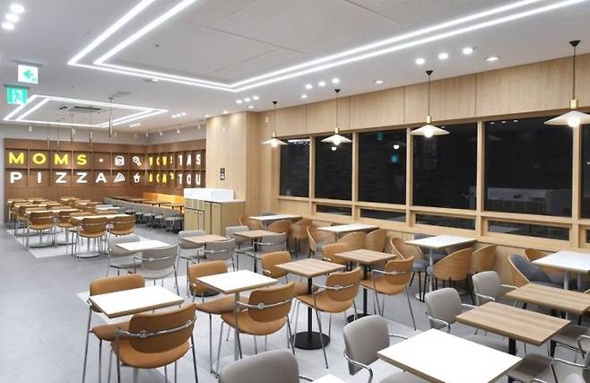 맘스터치 선릉역점 2층