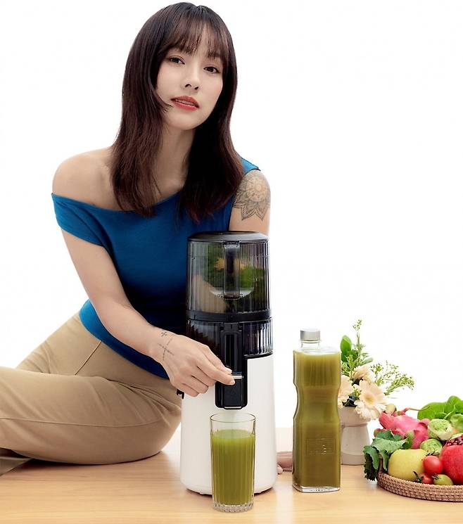 최근 휴롬은 가수 이효리를 모델로 낙점하고 TV 광고 캠페인을 진행하고 있다. / 사진=휴롬