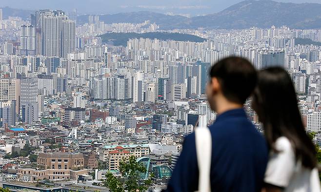 서울 중구 남산에서 바라본 아파트 단지의 모습. 세계일보 자료사진