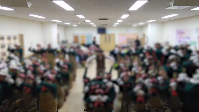 회사 송년회를 위해 직원들에게 강제로 춤 연습시킨 이랜드월드