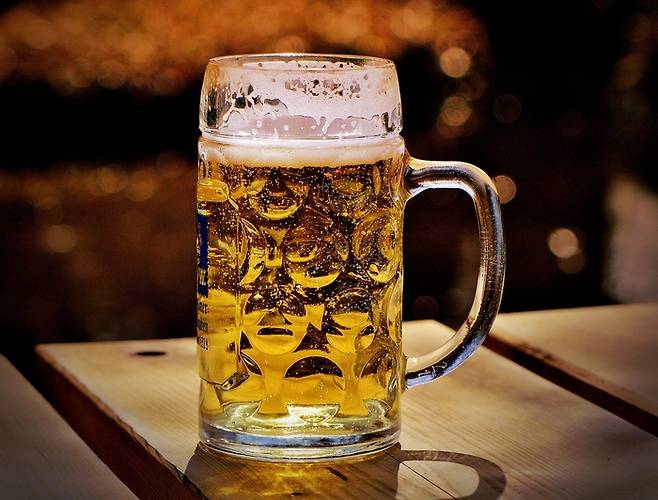 한국에서는 청량감이 특징인 ‘라거(Lager)’ 맥주가 전통적으로 강세죠. 이번주 <기술자>에서는 그 외 맥주 종류를 소개합니다. [사진 출처 = 픽사베이]