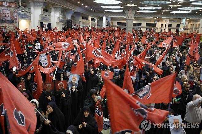 3일(현지시간) 열린 가셈 솔레이마니 사령관 추모식 [EPA=연합뉴스]