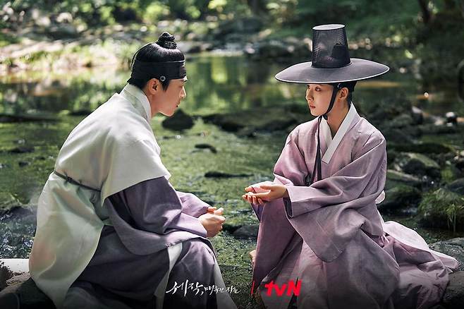 신세경과 조정석 스틸컷