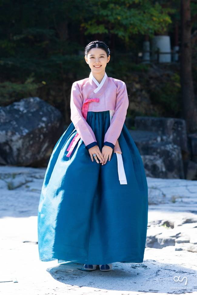 사진=어썸이엔티, SBS ‘마이 데몬’ 제공