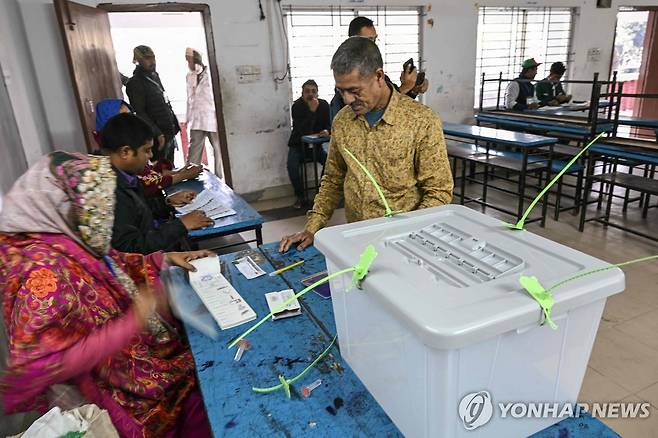 7일 방글라데시 다카의 한 투표소  [AFP 연합뉴스 자료사진. 재판매 및 DB 금지]