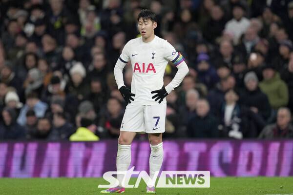 '손흥민 생애 두 번째 PL 득점왕 도전' 토트넘 동료와 함께 '이번 시즌 전반기 베스트 11 선정' 뉴시스/AP