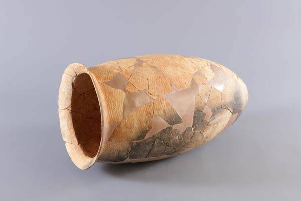 부산 낙민동에서 출토된 긴 독.   부산박물관 제공