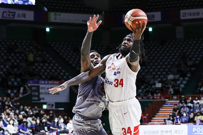 SK 에이스 워니는 3쿼터 폭주했지만, 팀 패배를 막지 못했다. 사진제공=KBL