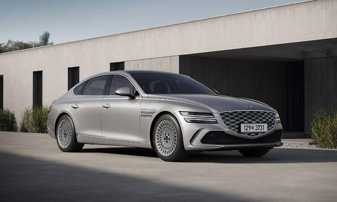 사진 : 19인치 하이퍼 실버 휠이 적용된 신형 G80