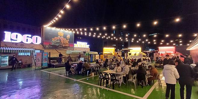 경동시장 야시장. 동절기는 문을 닫는다. 박미향 기자