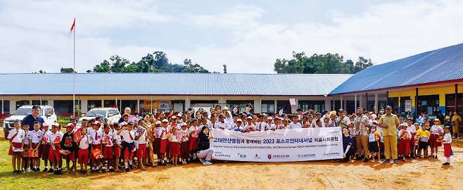 고려대안산병원은 세계에 인술을 펼치며 인류애 실천에 힘쓰고 있다. [고려대안산병원]