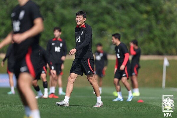 한국 축구대표팀이 카타르 도하에 위치한 알 에글라 훈련장에서 훈련 중인 모습. 사진┃KFA