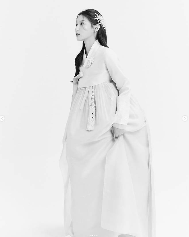 조국 전 법무장관의 딸 조민씨가 자신의 SNS에 올린 사진이 화제다. [사진출처 = 인스타그램]