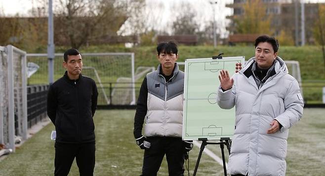 [서울=뉴시스] '뭉쳐야 찬다3'. (사진 = JTBC 제공) 2024.01.14. photo@newsis.com *재판매 및 DB 금지