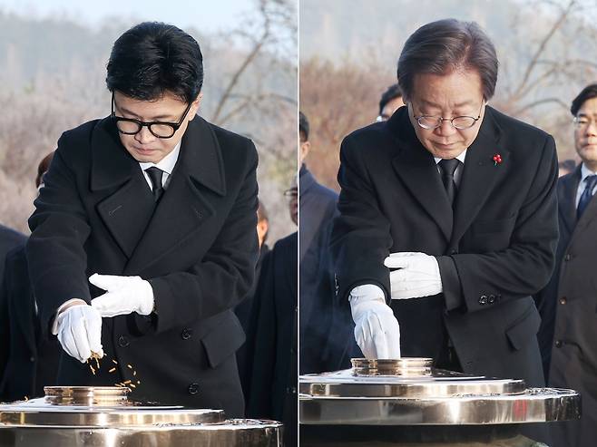 한동훈 국민의힘 비상대책위원장(왼쪽)과 이재명 더불어민주당 대표가 1일 오전 서울 동작구 국립서울현충원을 찾아 현충탑에 분향하고 있다. /뉴스1