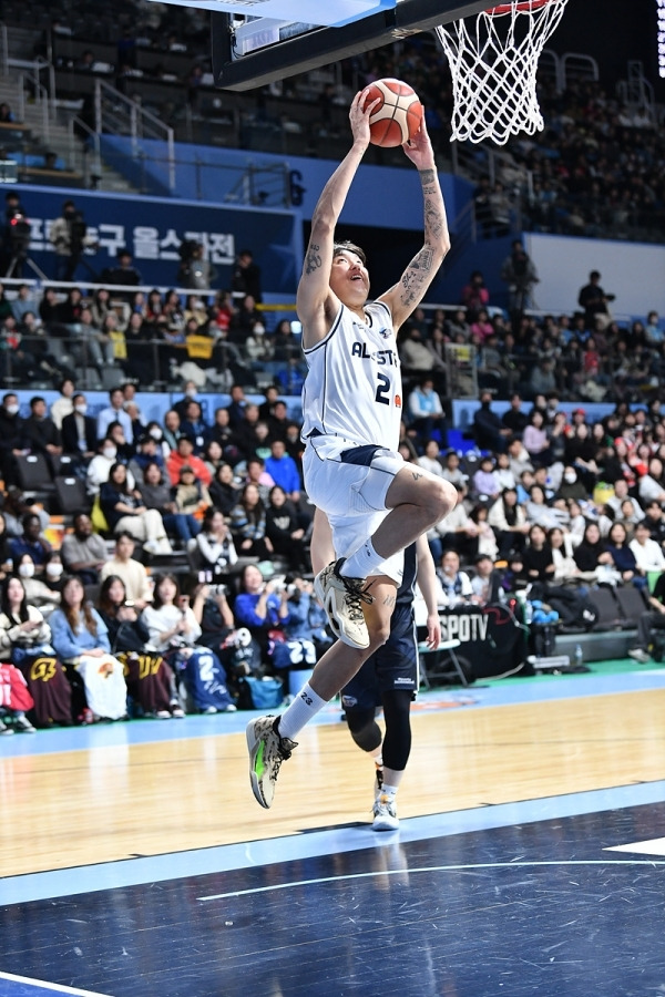 최준용은 이번 올스타전에서 몇 안 되는 멋진 퍼포먼스를 선보인 올스타였다. 사진=KBL 제공