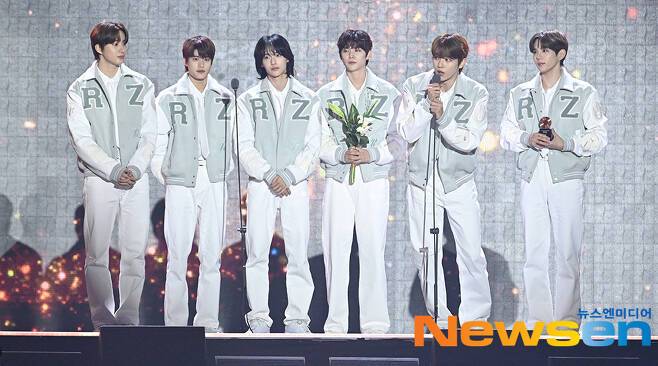 왼쪽부터 앤톤 소희 원빈 은석 성찬 쇼타로/뉴스엔DB