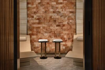 Himalayan salt wall evokes deep rejuvenation (PRNewsfoto/Marina Bay Sands)